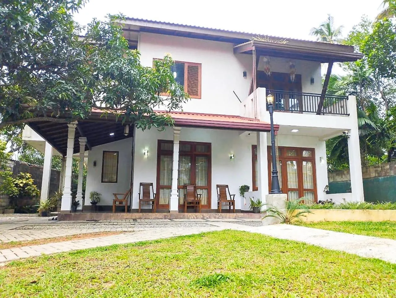 Villa Muthuwin Panadura